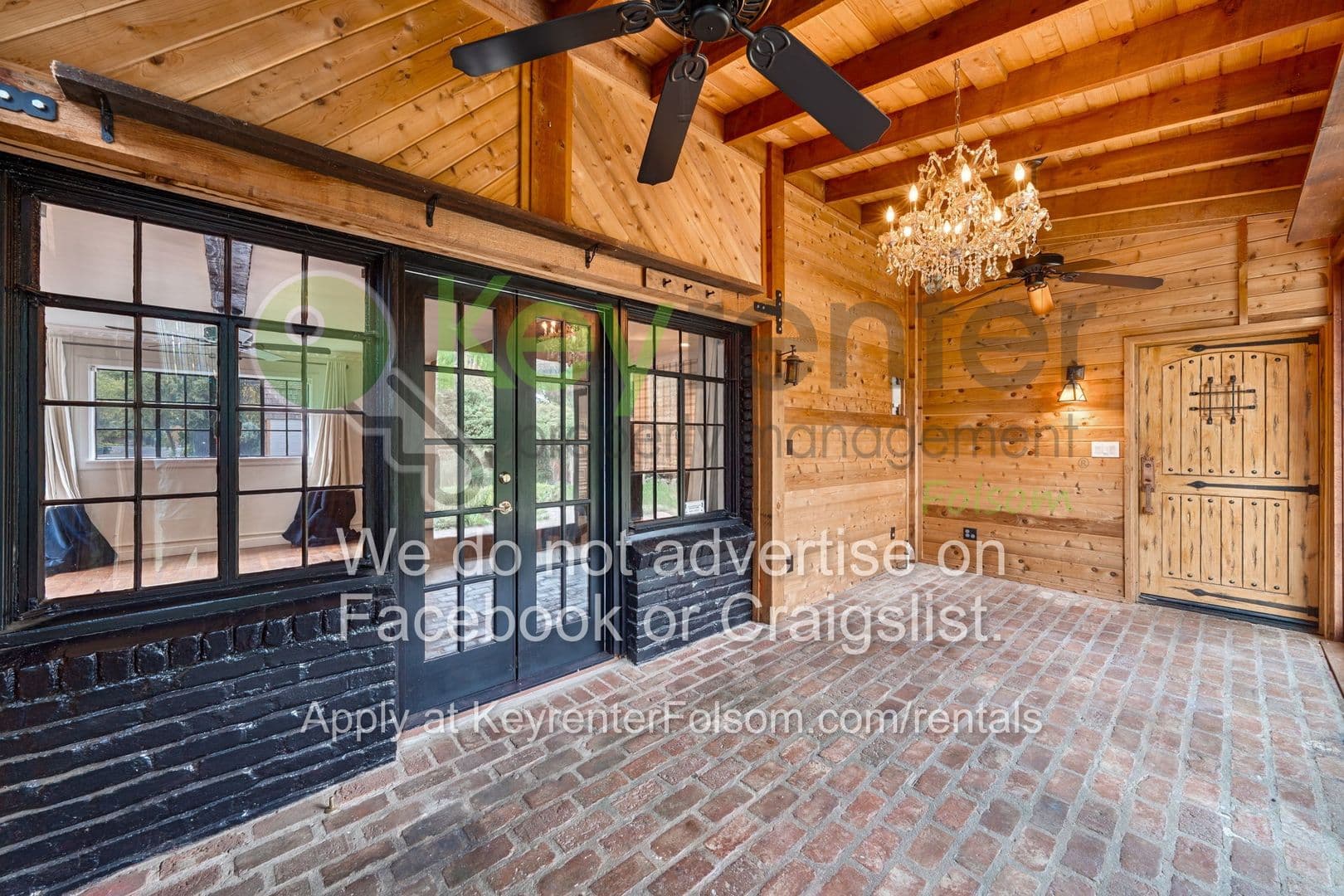 Sacramento House: 930 Saverien Drive