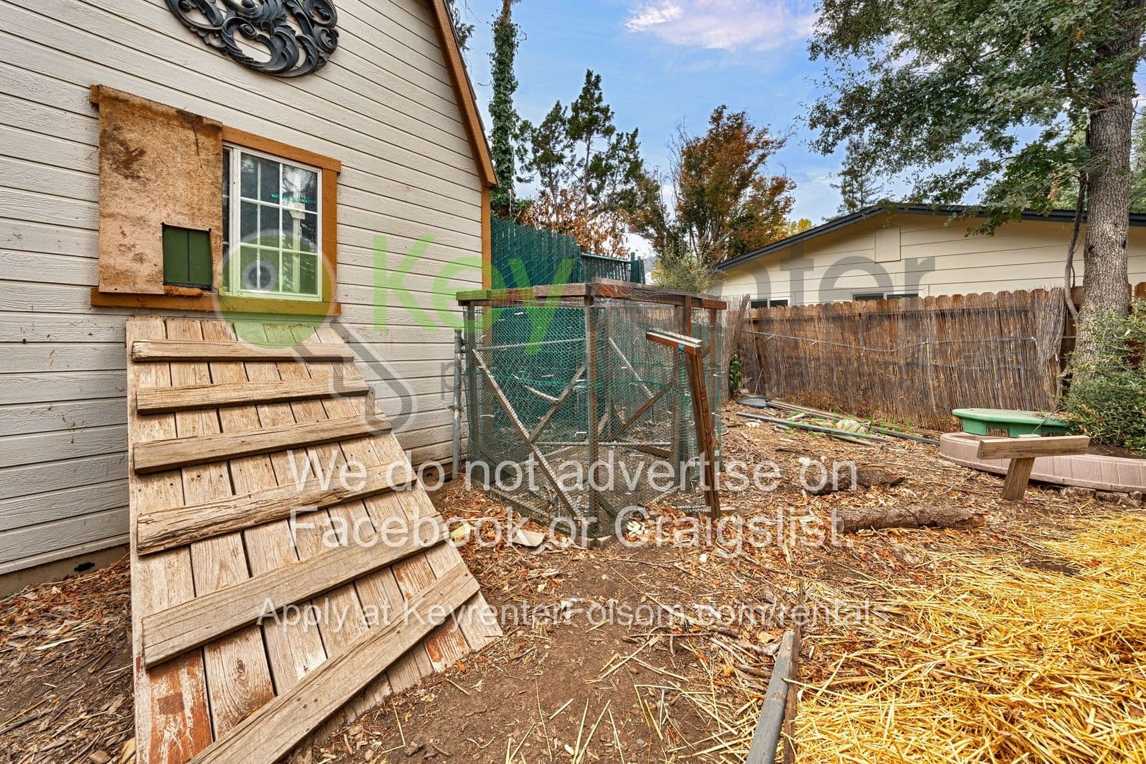 Sacramento House: 930 Saverien Drive