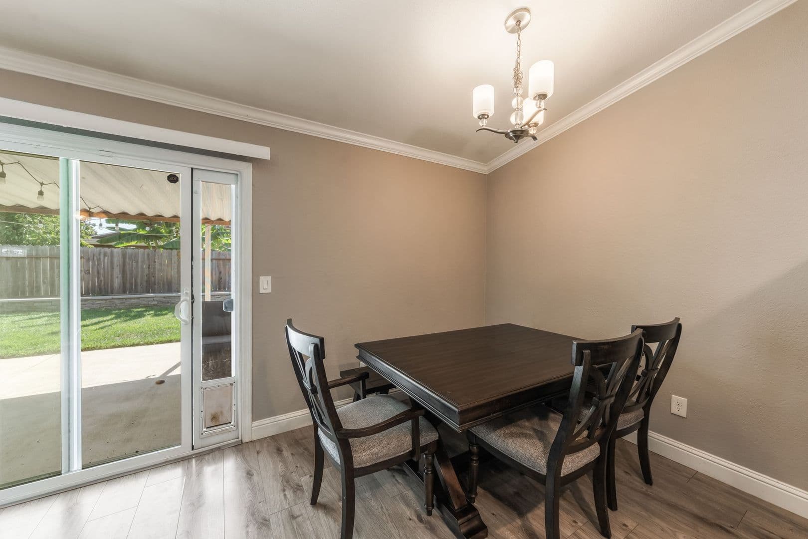 Sacramento House: 10222 Sunol Way