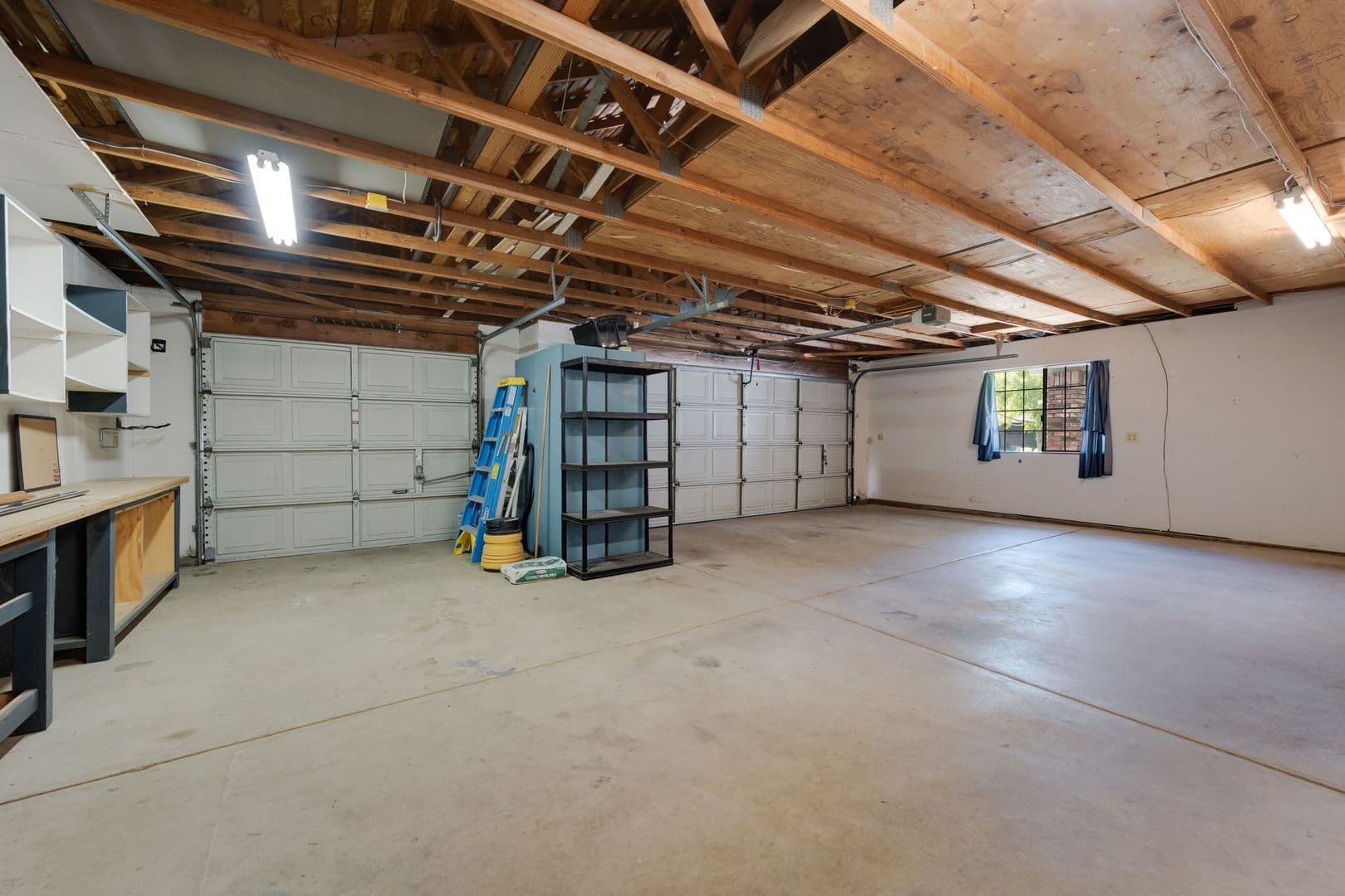 Folsom House: 103 Buck Circle