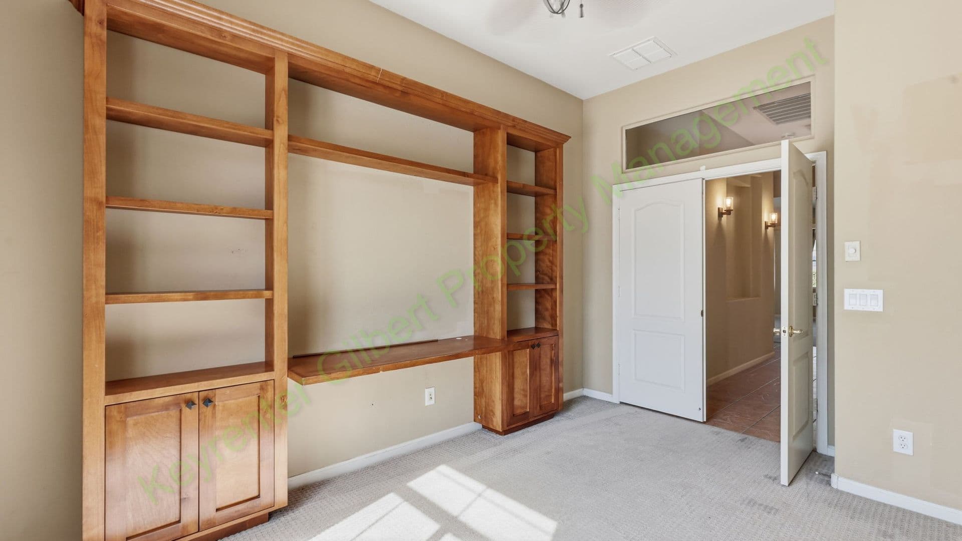 Gilbert House: 3810 E Latham Ct