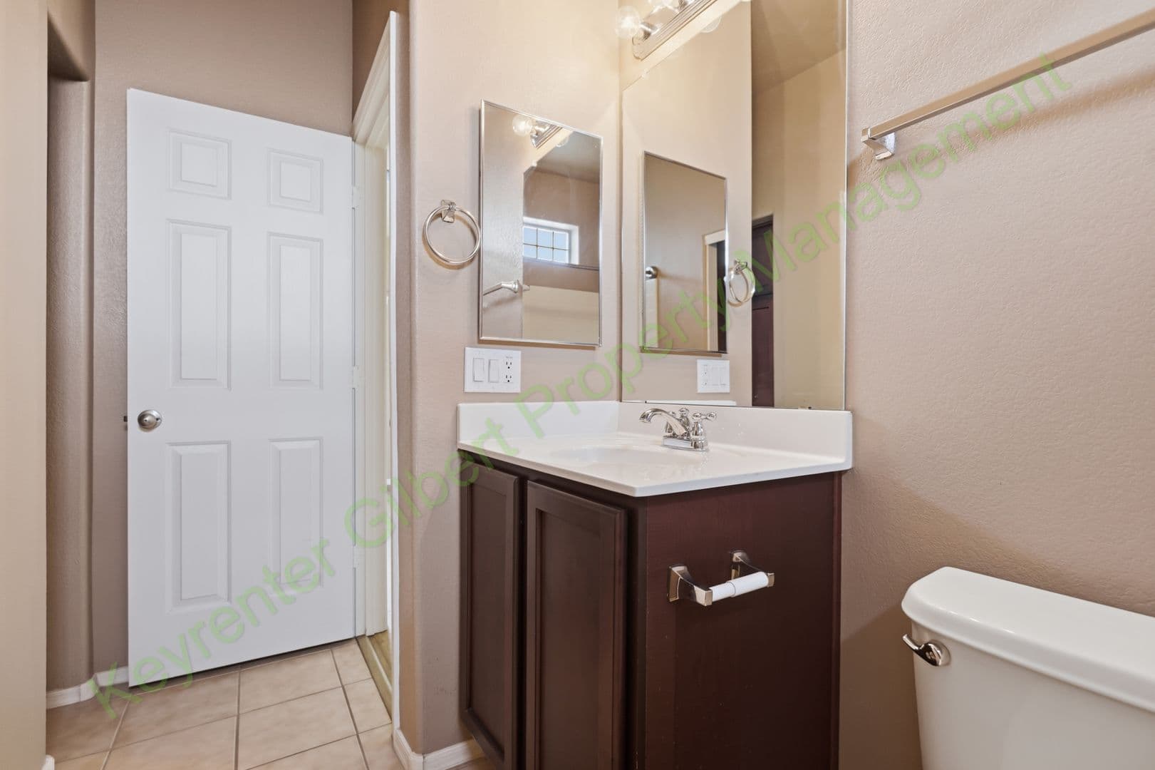Chandler Townhome: 900 S 94th St #1089
