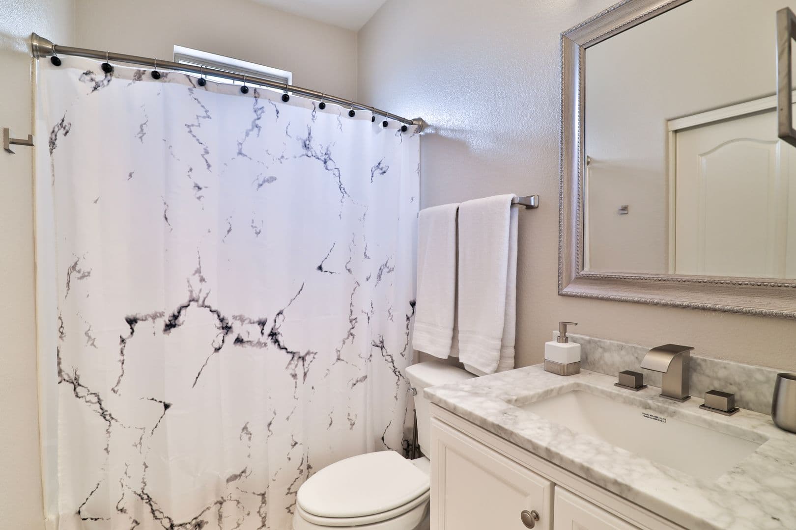 Gilbert Condo: 240 W. Juniper Ave, 1014