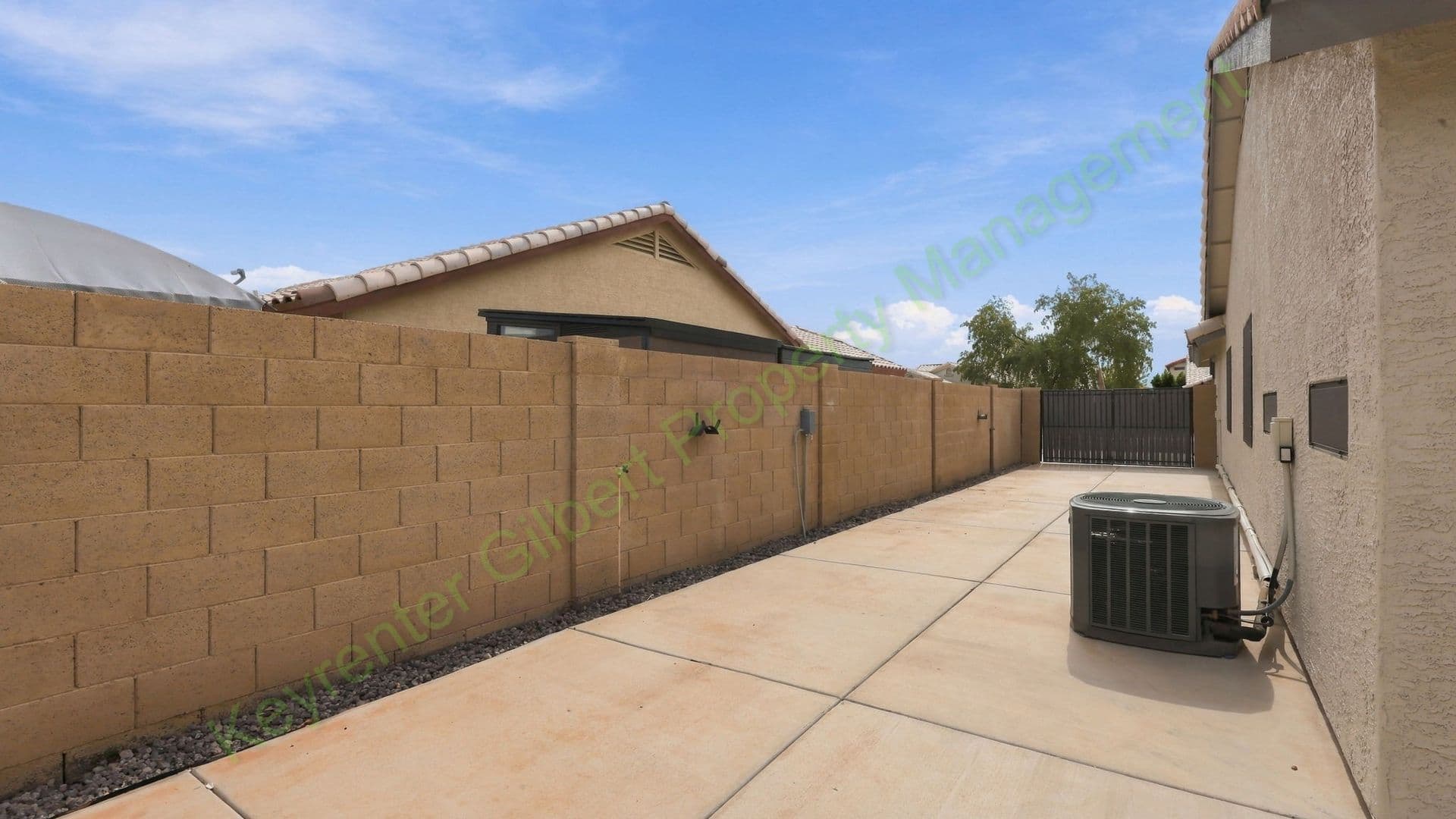 Chandler House: 2384 E Longhorn Pl
