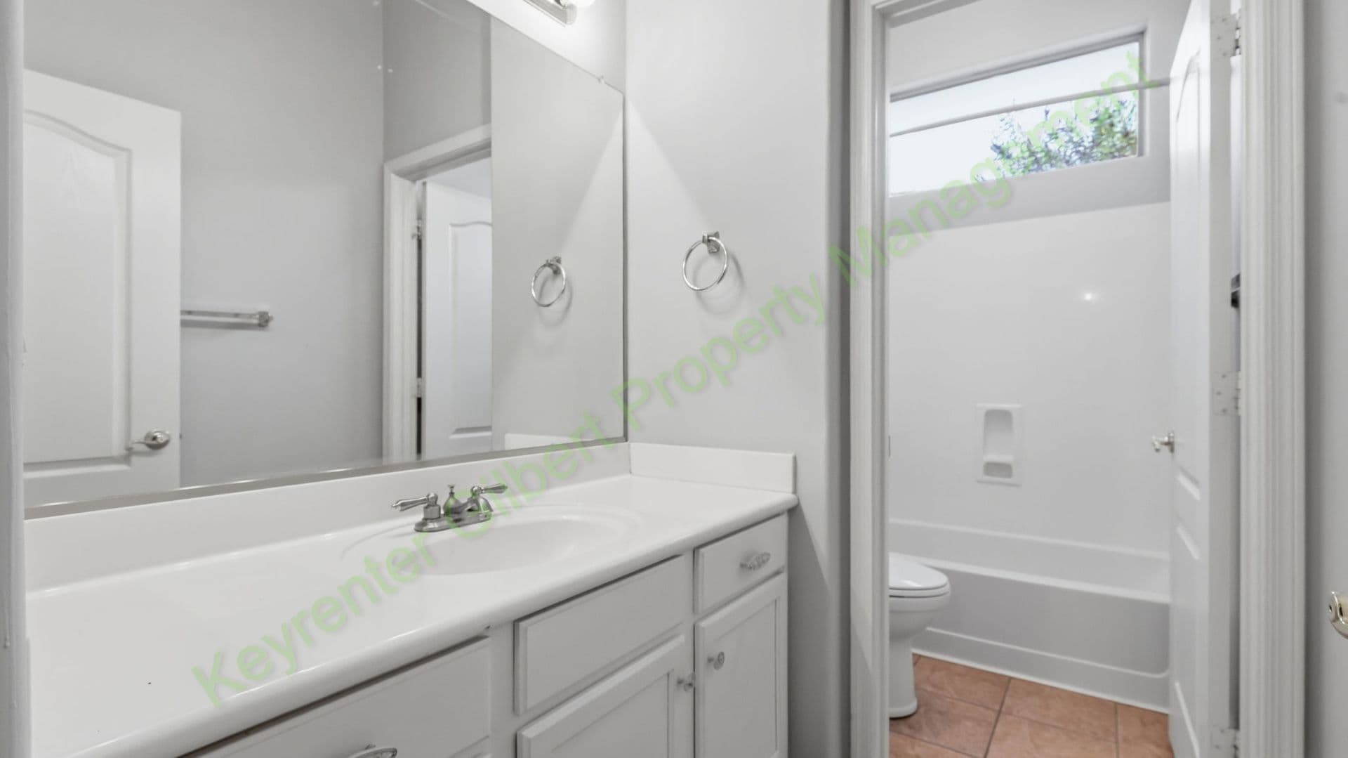 Gilbert House: 3810 E Latham Ct