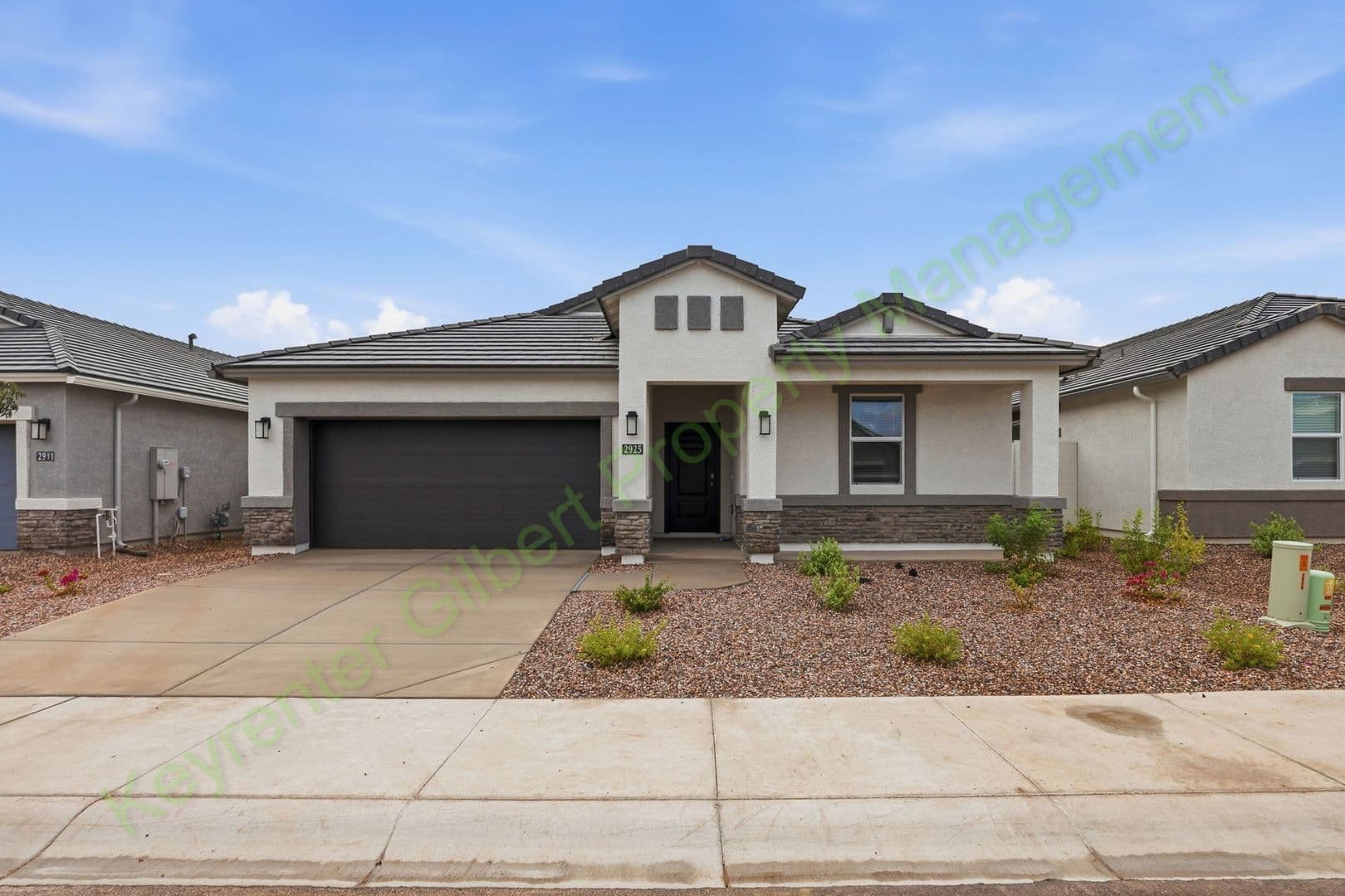 Apache Junction House: 2925 W Simone Avenue
