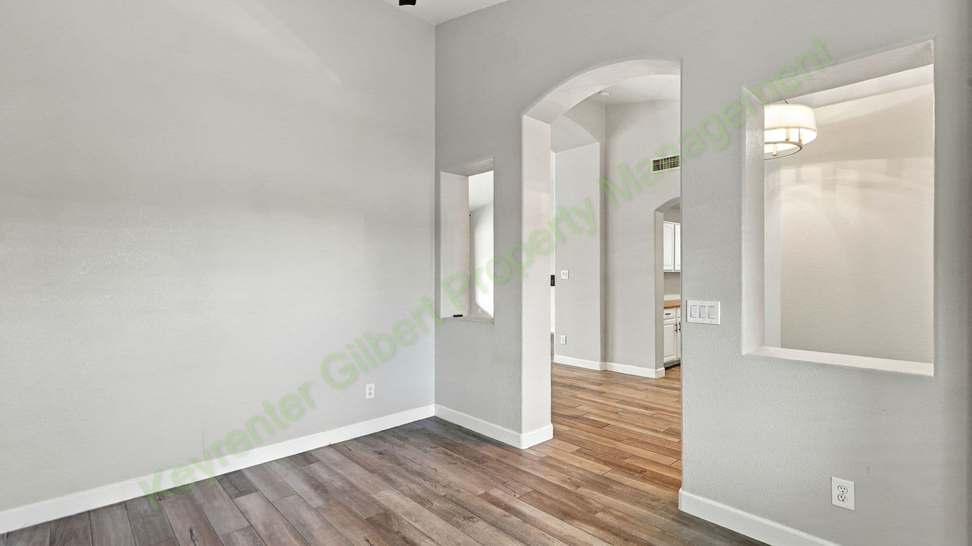 Gilbert House: 3271 E Santa Fe Ln