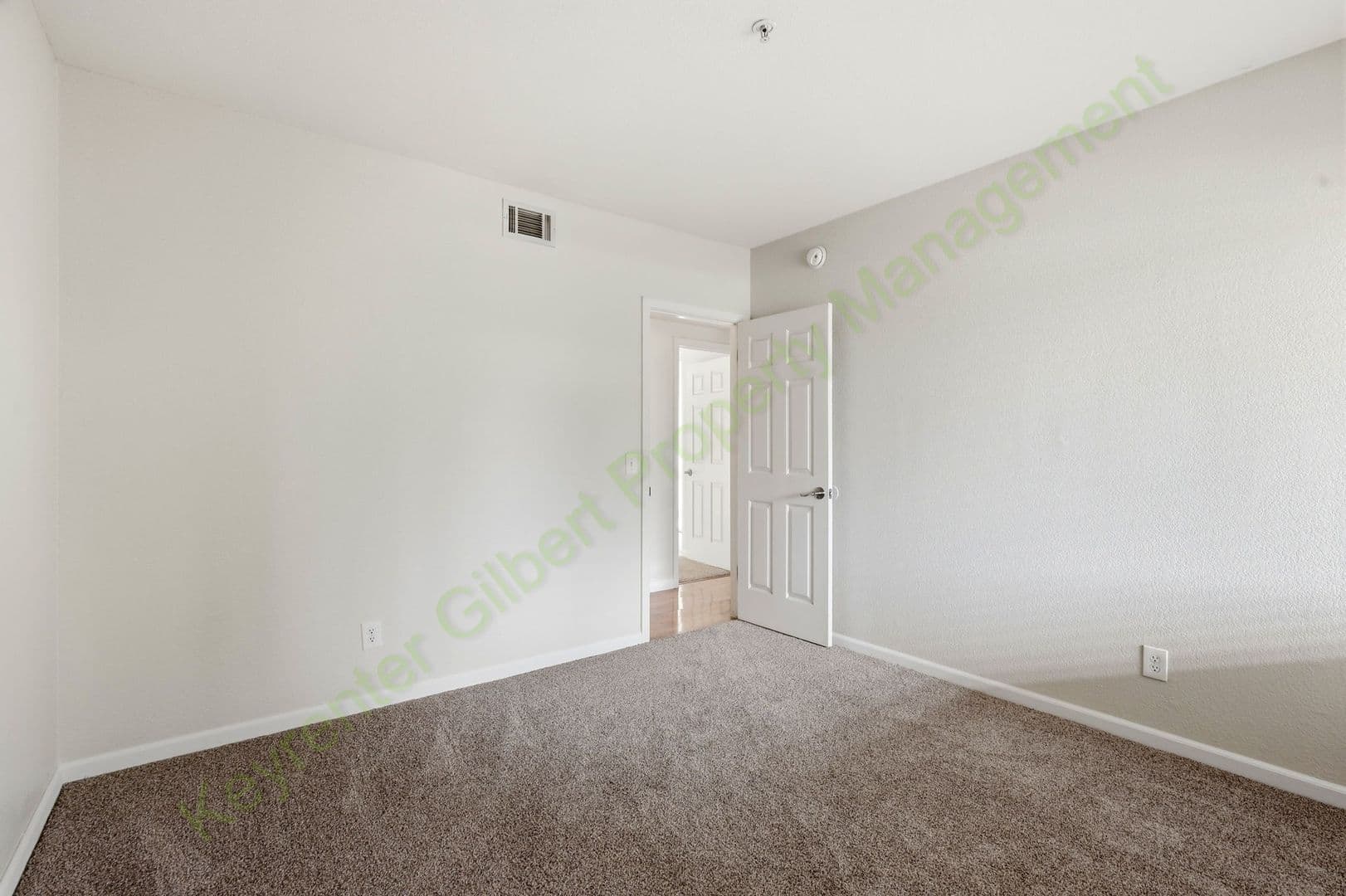 Chandler Townhome: 1825 W Ray Rd, 2065