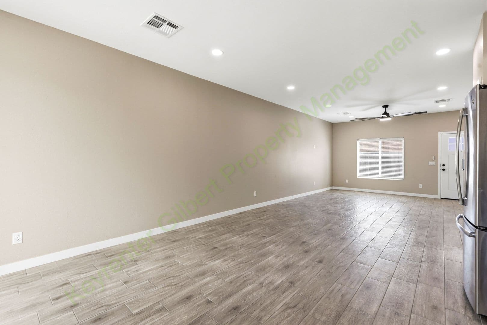 Mesa Townhome: 511 E 8th Ave