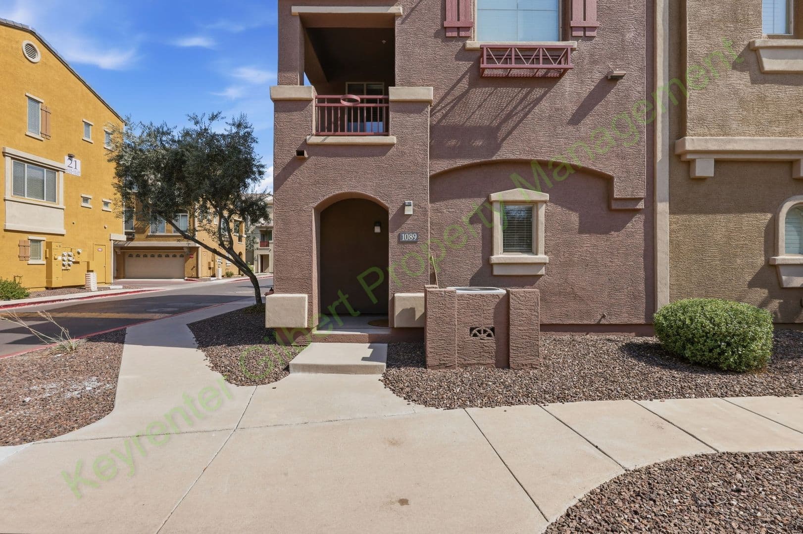 Chandler Townhome: 900 S 94th St #1089