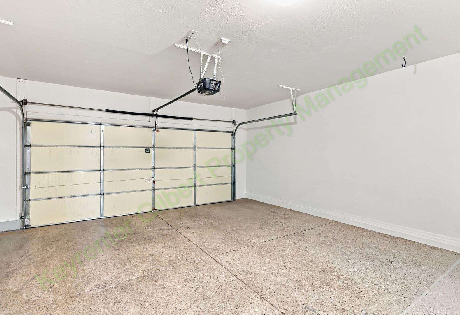 San Tan Valley House: 1546 W Alder Road