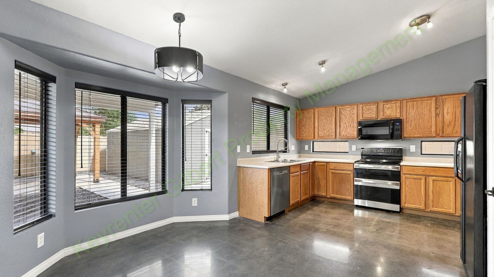 Chandler House: 2384 E Longhorn Pl