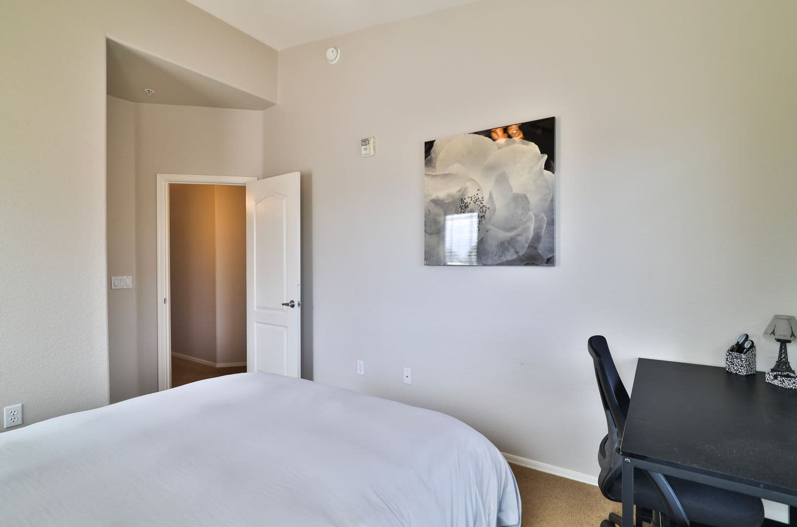 Gilbert Condo: 240 W. Juniper Ave, 1014