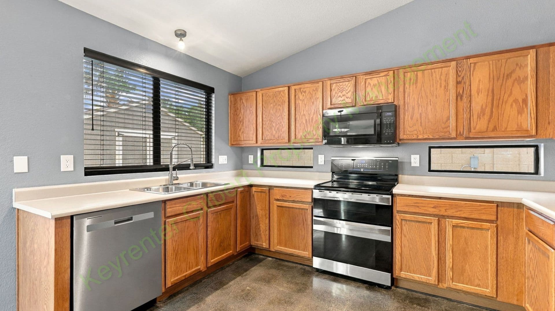 Chandler House: 2384 E Longhorn Pl