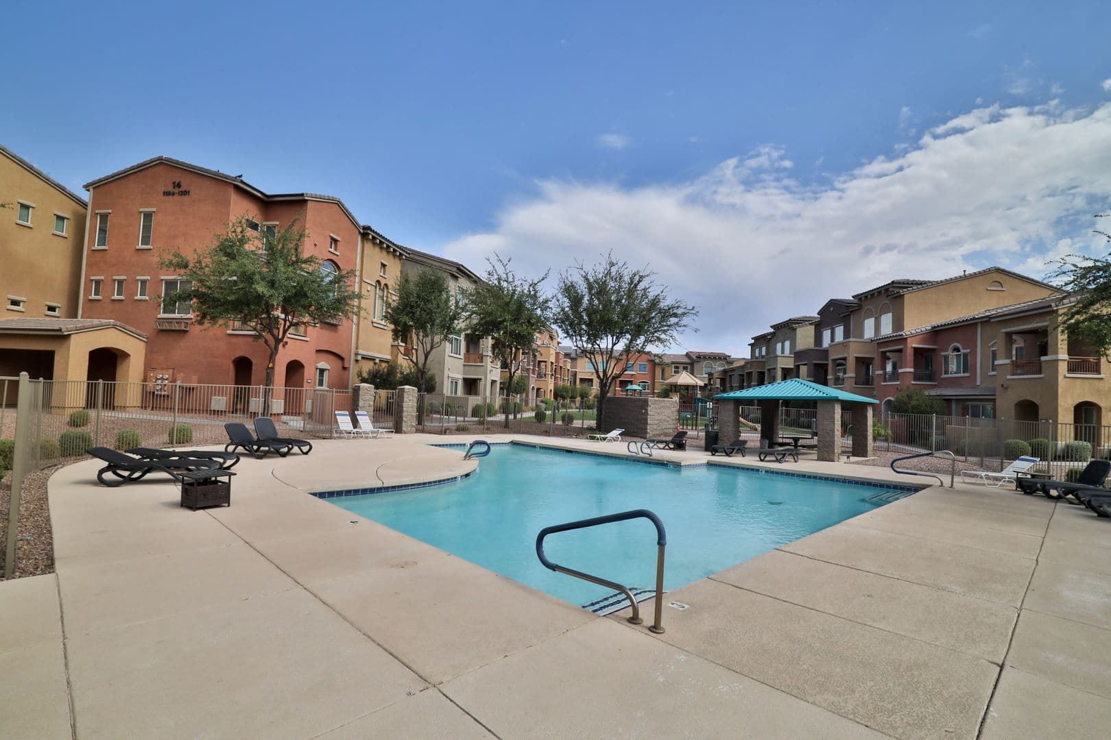 Gilbert Condo: 240 W. Juniper Ave, 1014