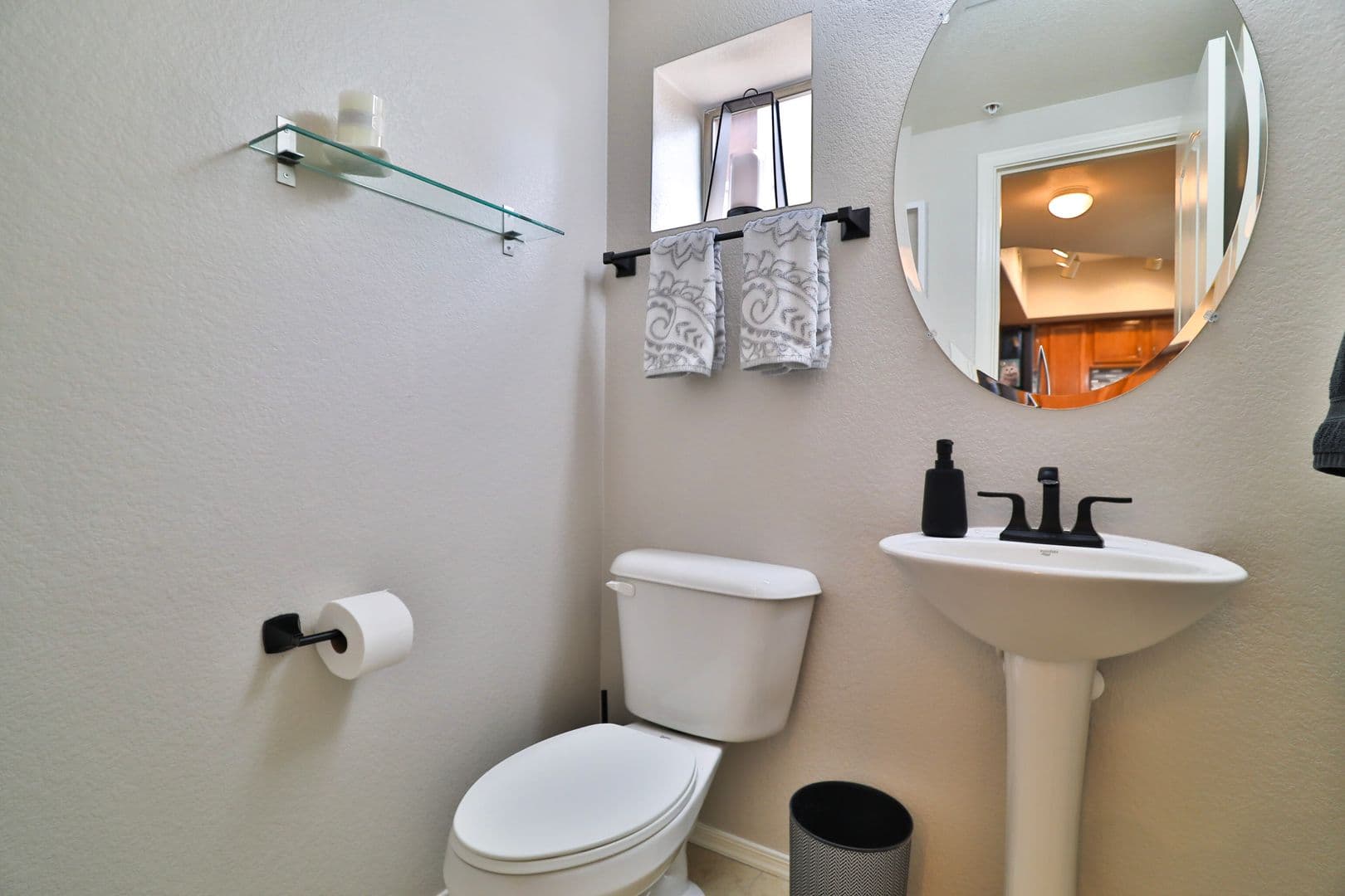 Gilbert Condo: 240 W. Juniper Ave, 1014