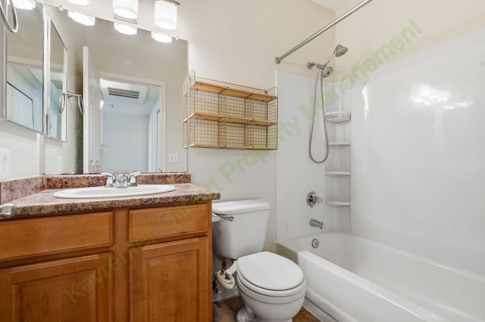 Chandler Townhome: 1825 W Ray Rd, 2065