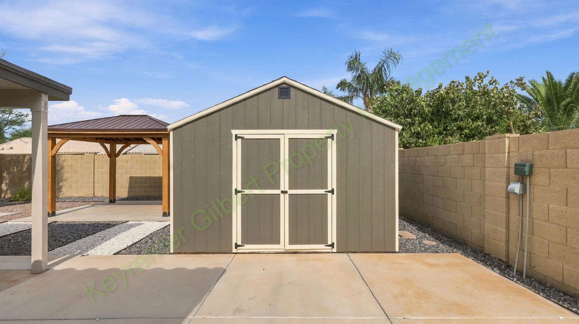 Chandler House: 2384 E Longhorn Pl
