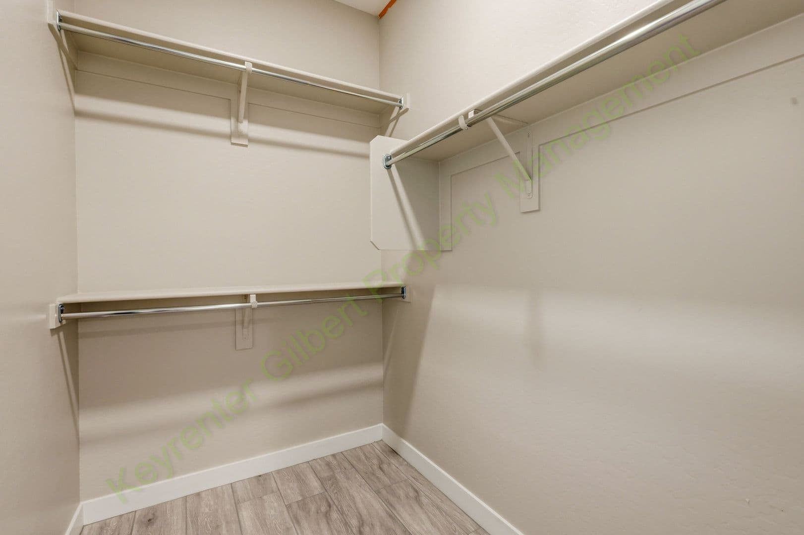 Mesa Townhome: 511 E 8th Ave