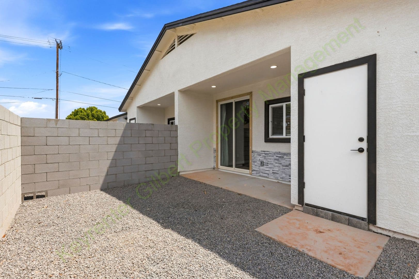 Mesa Townhome: 511 E 8th Ave