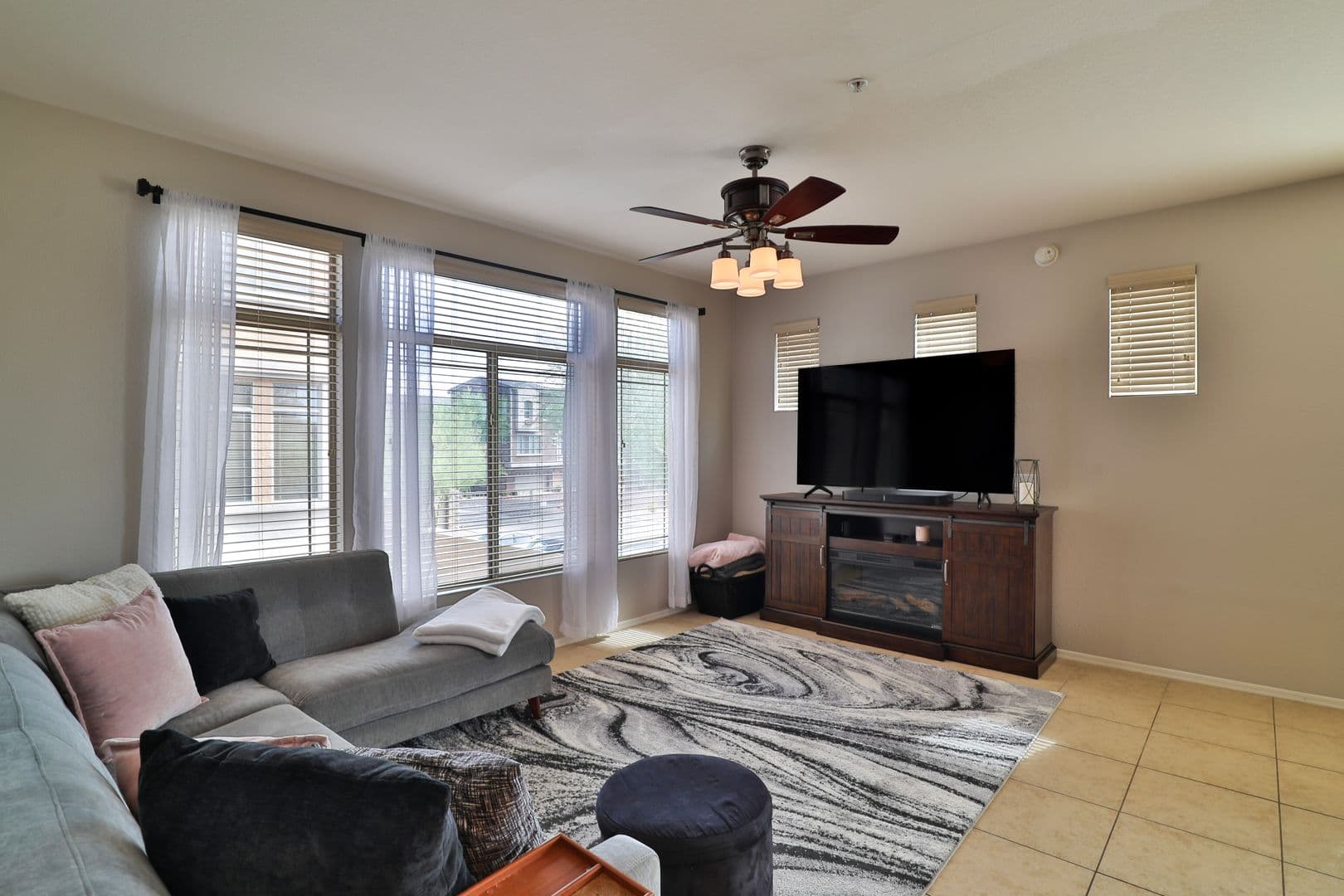 Gilbert Condo: 240 W. Juniper Ave, 1014