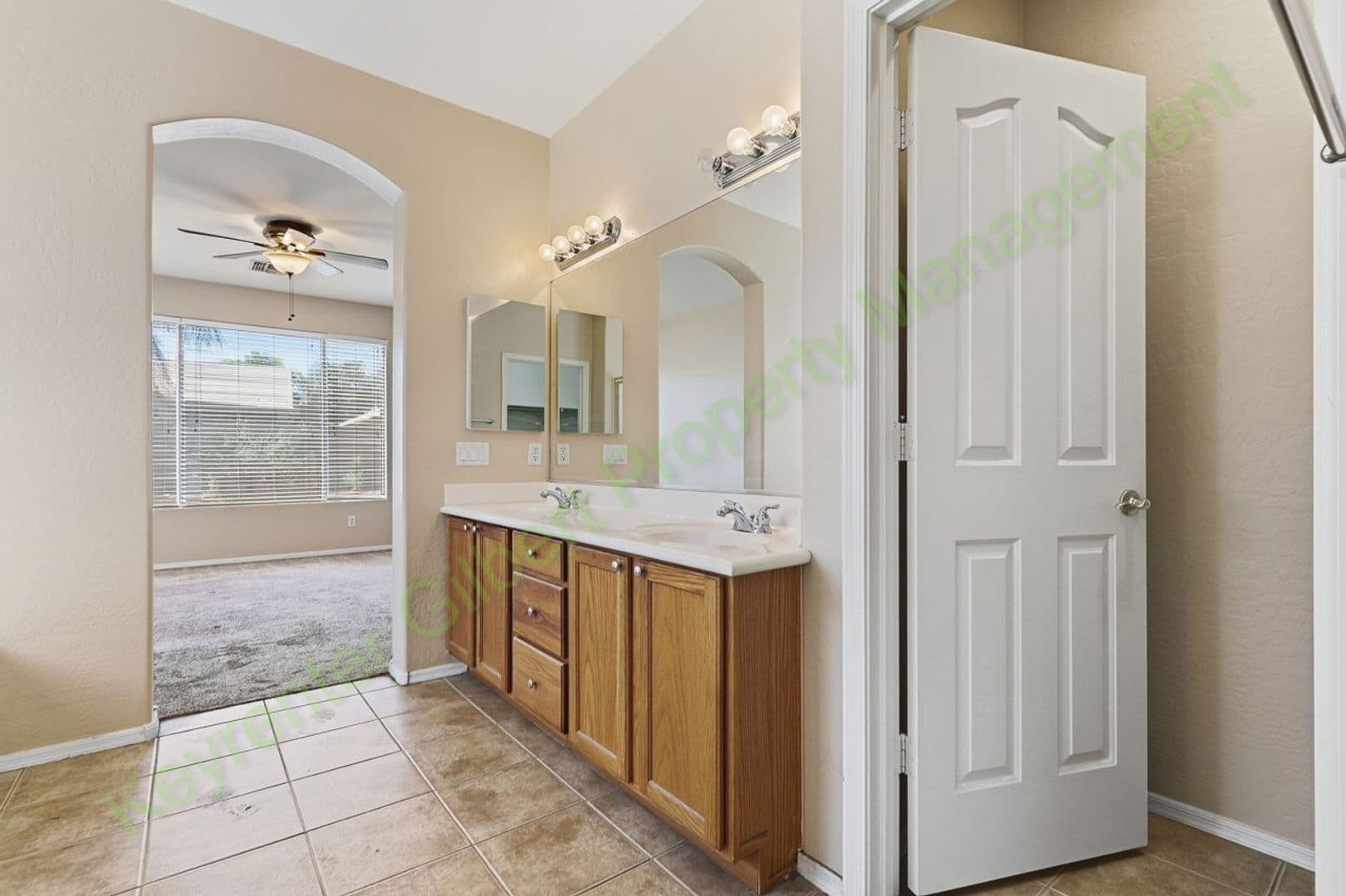 San Tan Valley House: 169 E Canary Court