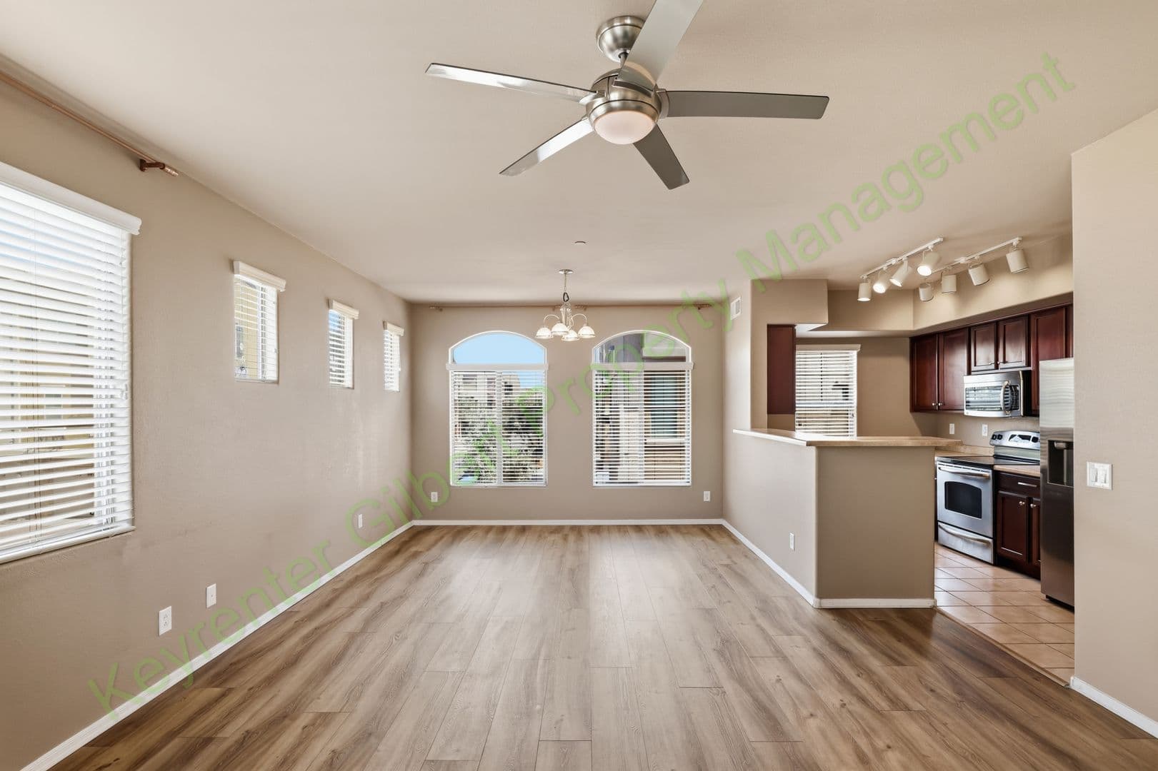 Chandler Townhome: 900 S 94th St #1089