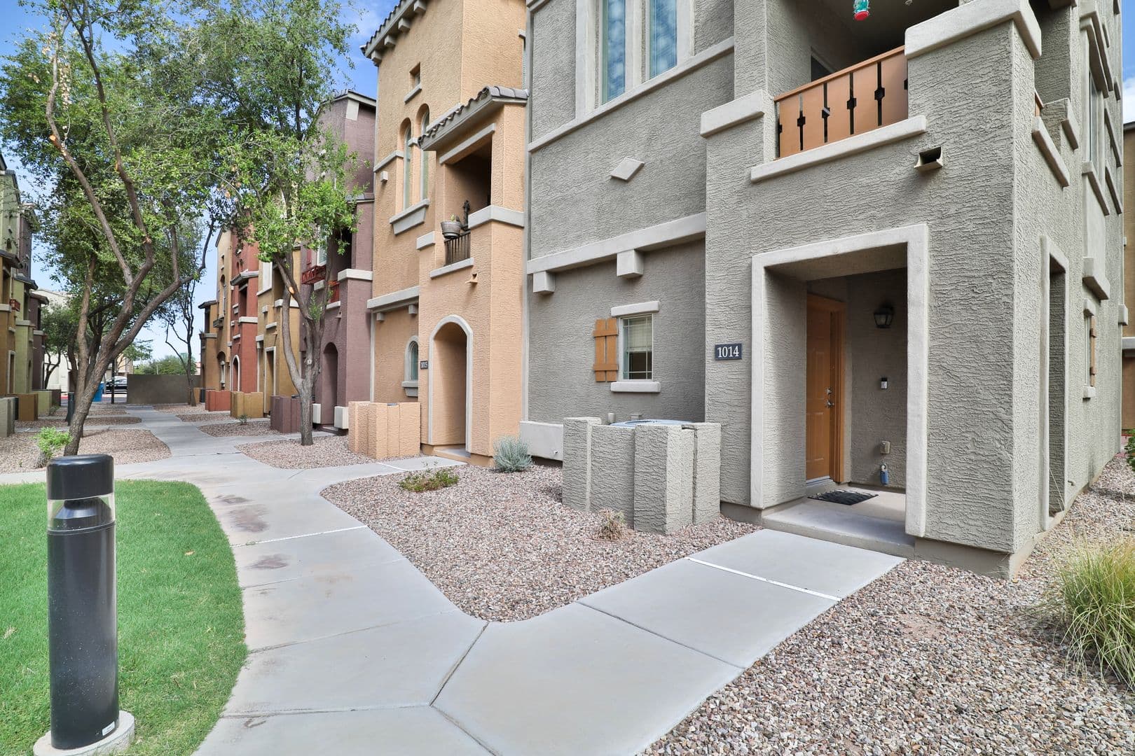 Gilbert Condo: 240 W. Juniper Ave, 1014