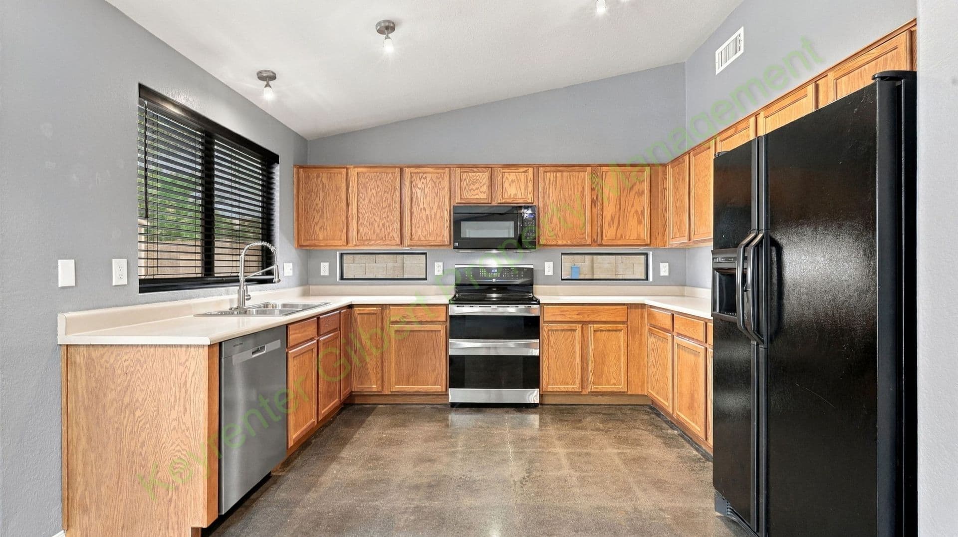 Chandler House: 2384 E Longhorn Pl