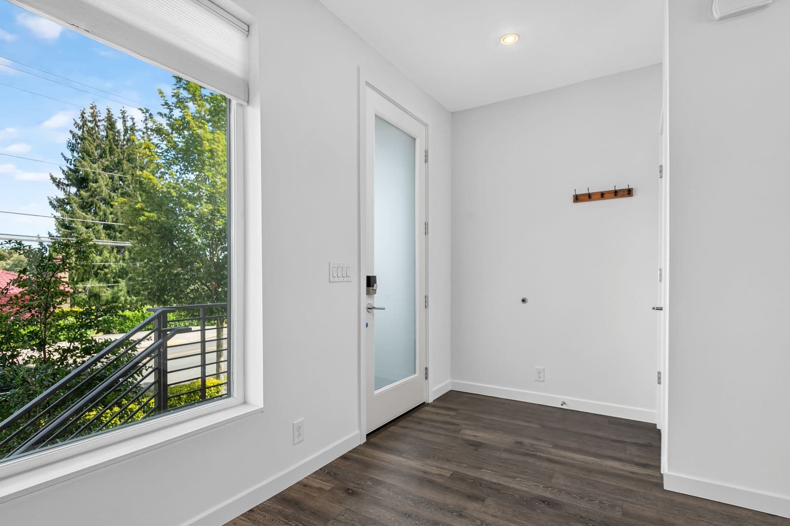 Seattle Townhome: 3819 S Cloverdale St