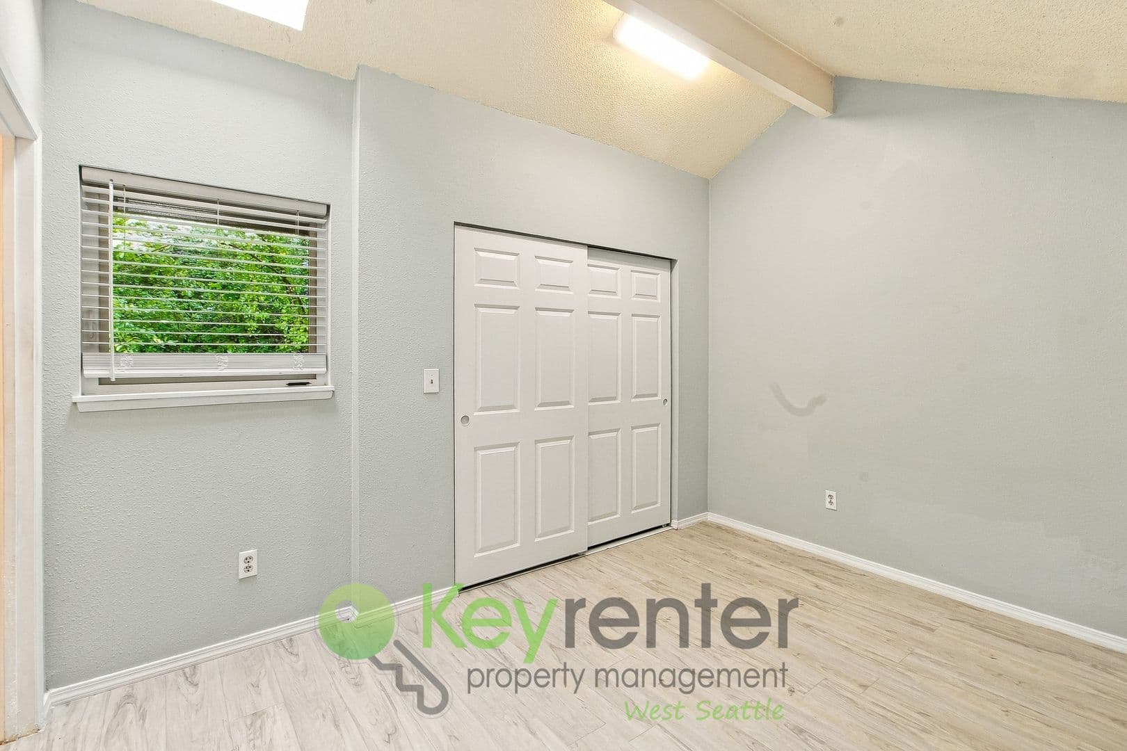 Seattle Condo: 12600 57th Ave S