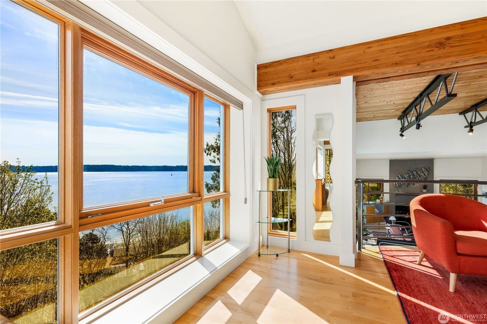 Seattle House: 10405 47th AVE SW