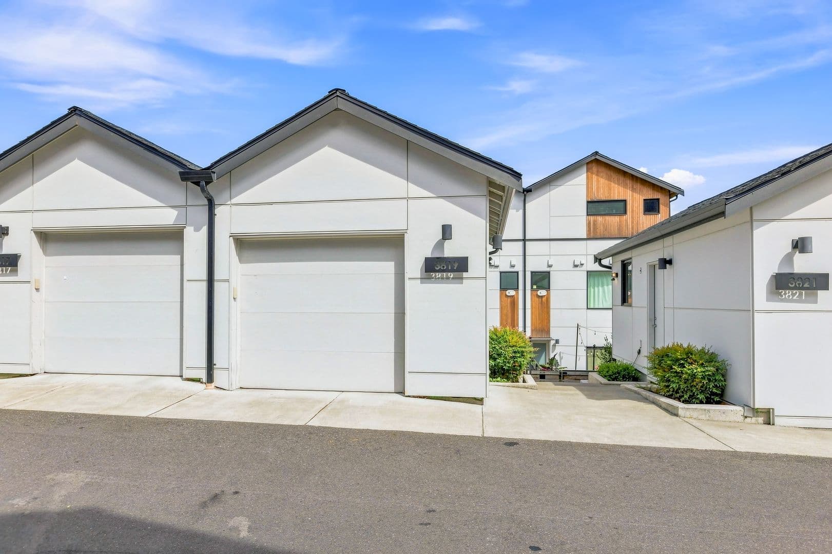 Seattle Townhome: 3819 S Cloverdale St