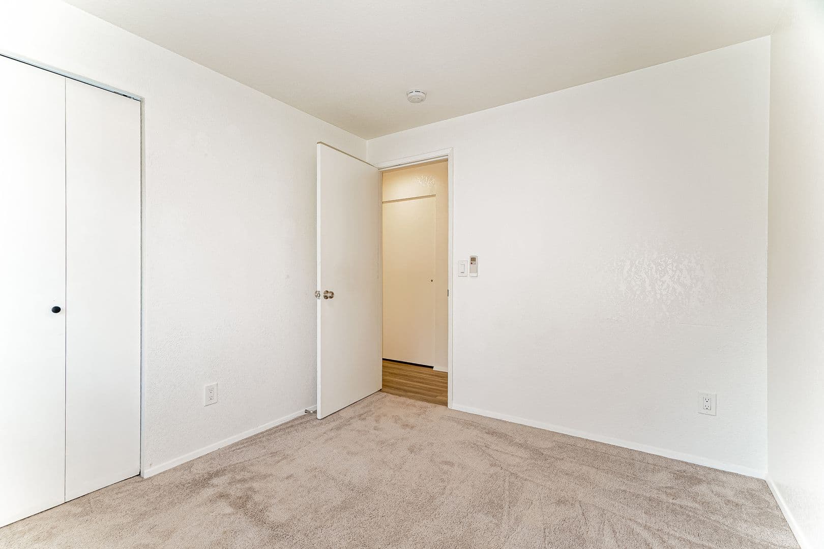 Seattle Apartment: 10201-10203 17th Ave SW