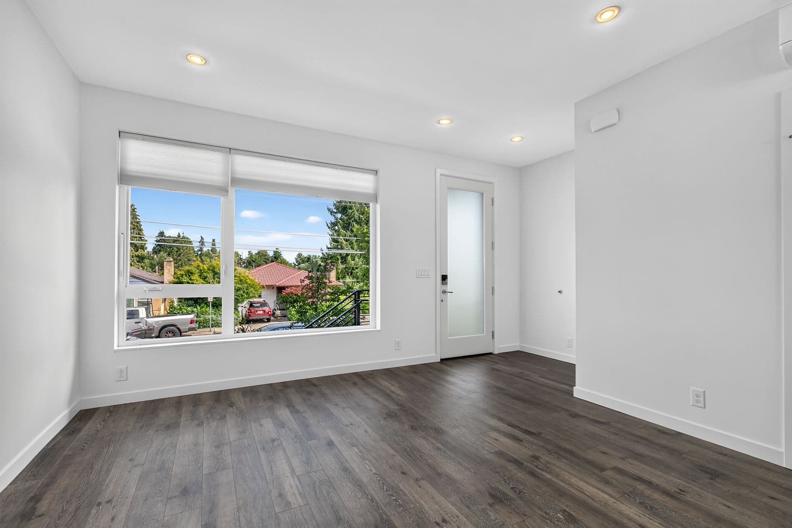 Seattle Townhome: 3819 S Cloverdale St