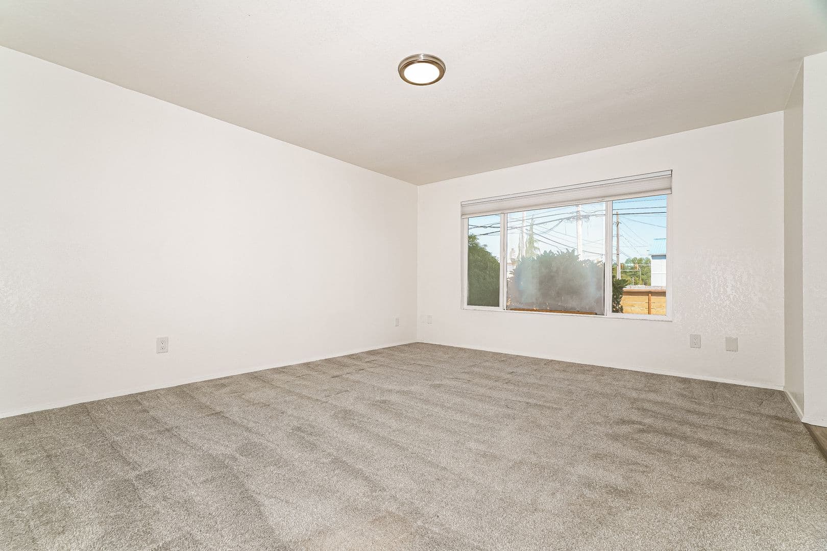 Seattle Apartment: 10201-10203 17th Ave SW