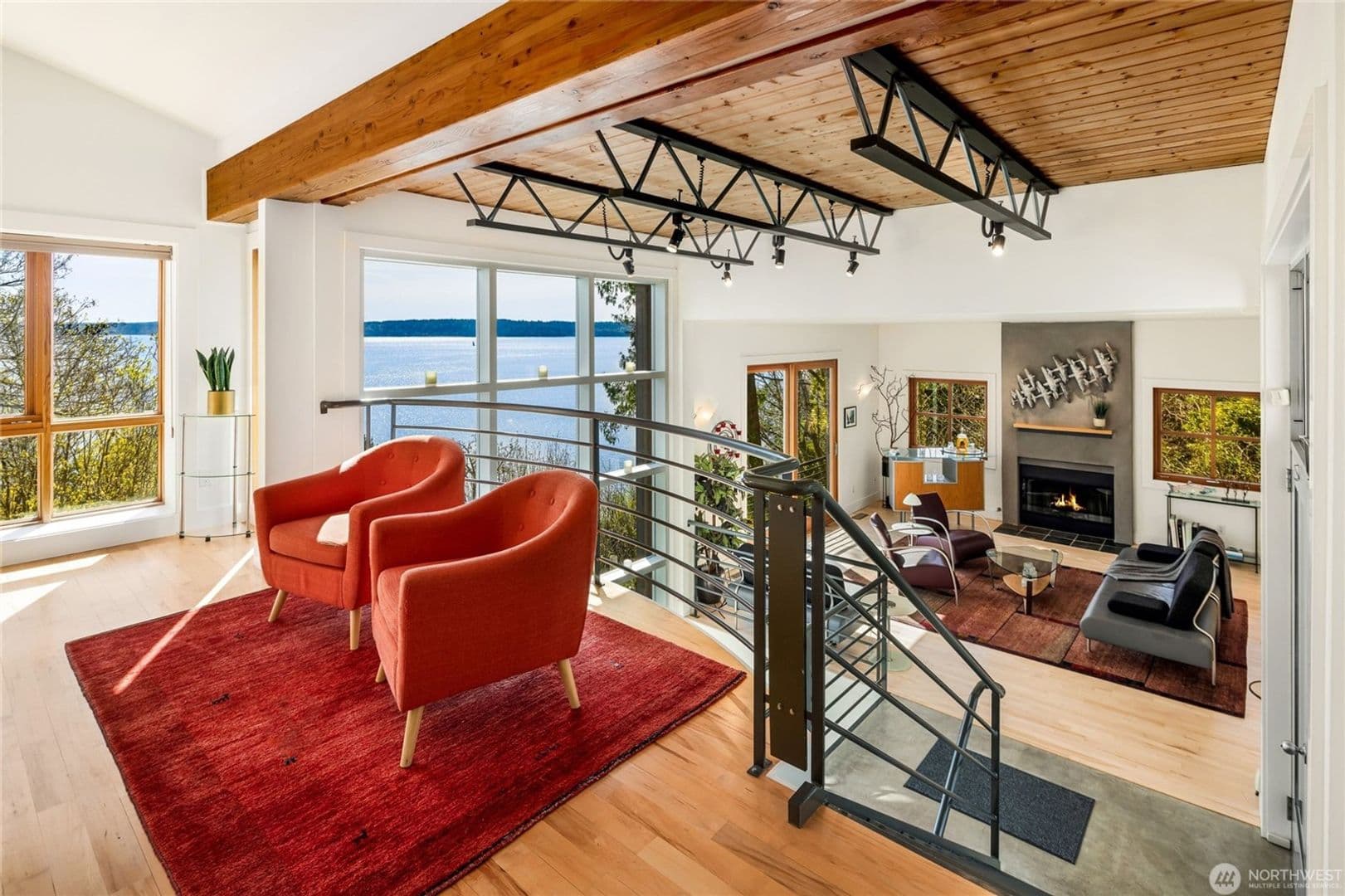 Seattle House: 10405 47th AVE SW