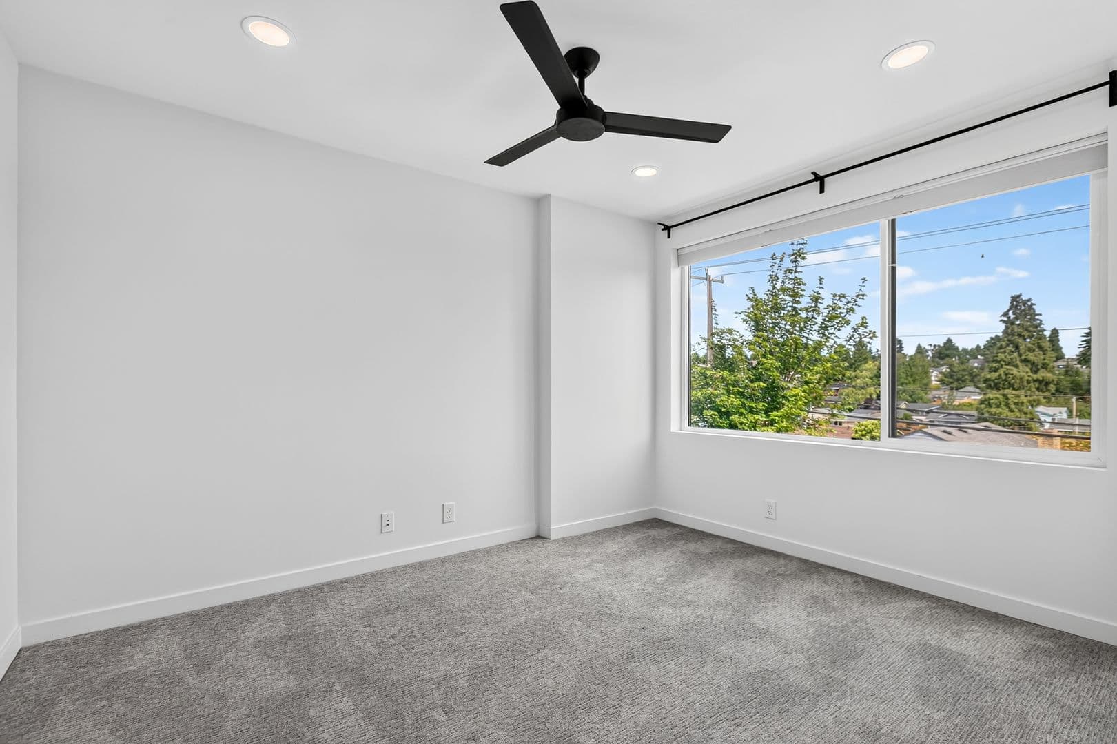 Seattle Townhome: 3819 S Cloverdale St