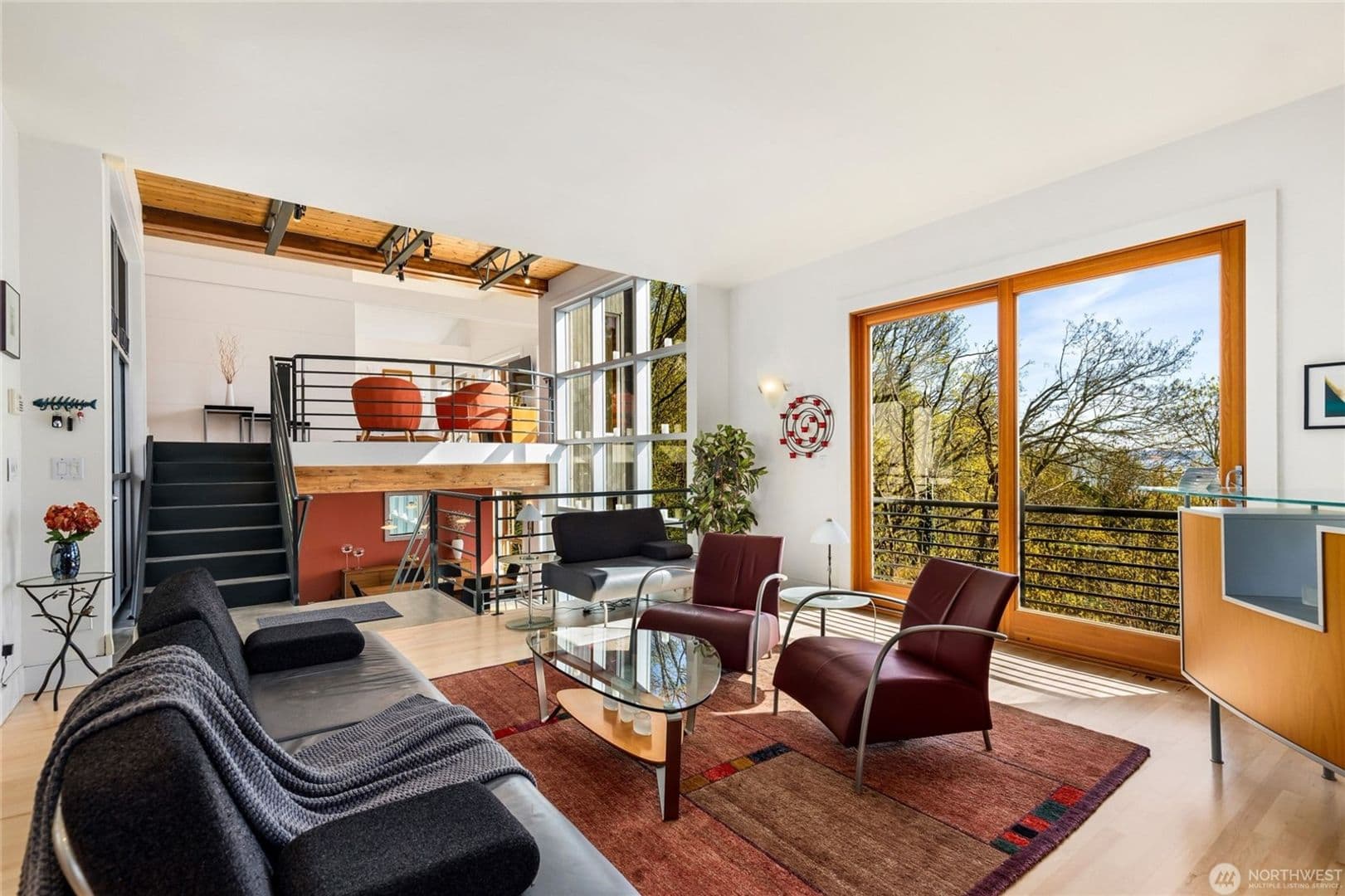 Seattle House: 10405 47th AVE SW