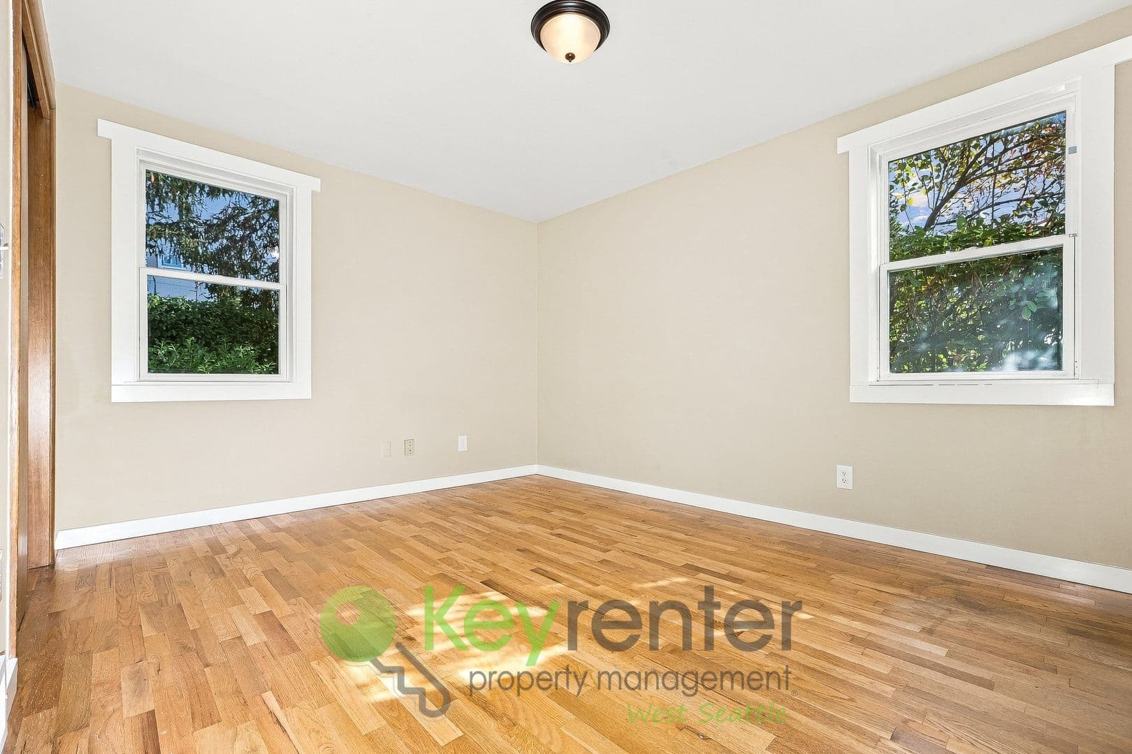 Burien House: 11460 21st Ave SW