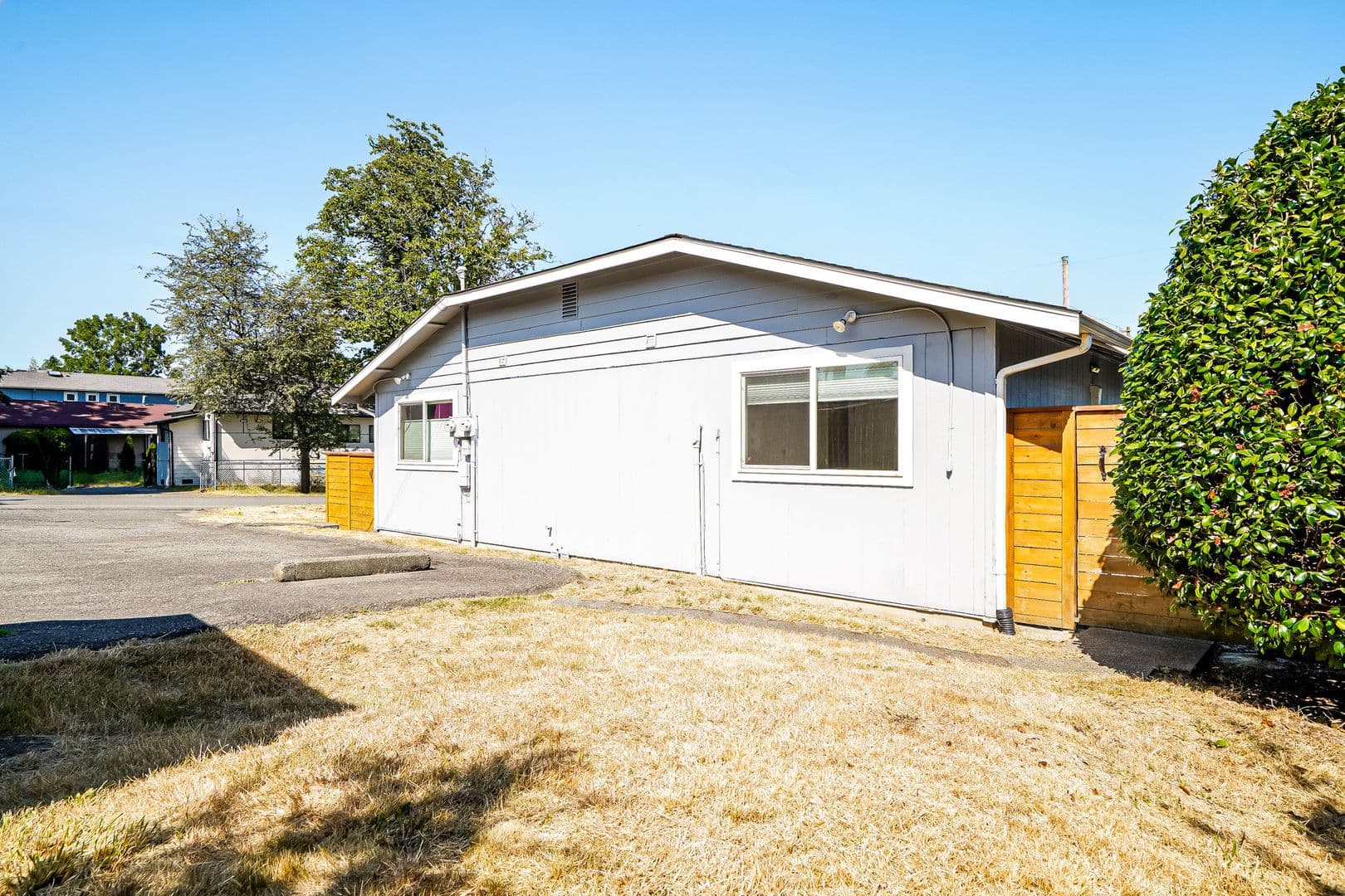 Seattle Apartment: 10201-10203 17th Ave SW