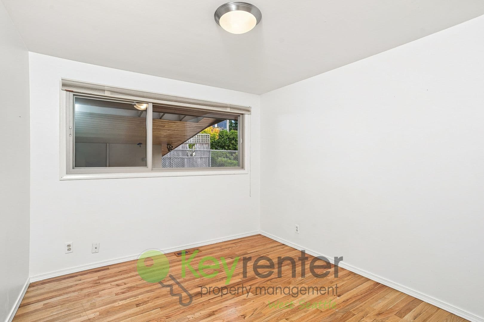 Des Moines House: 924 S 226th Pl