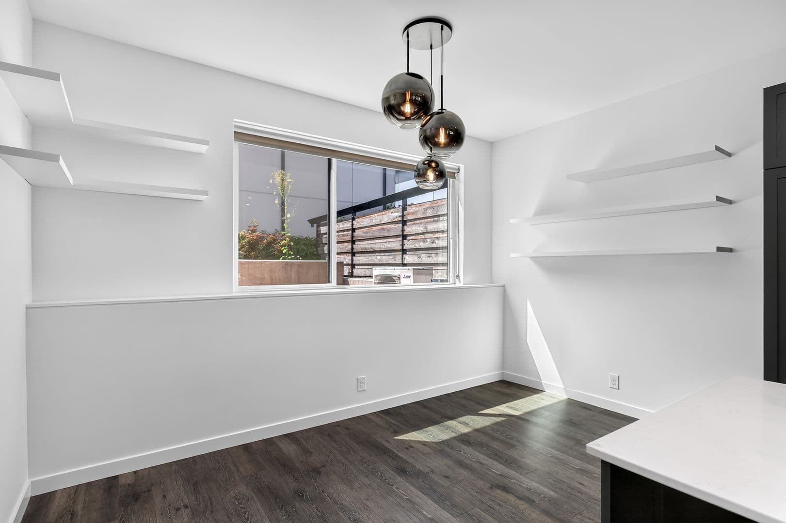 Seattle Townhome: 3819 S Cloverdale St
