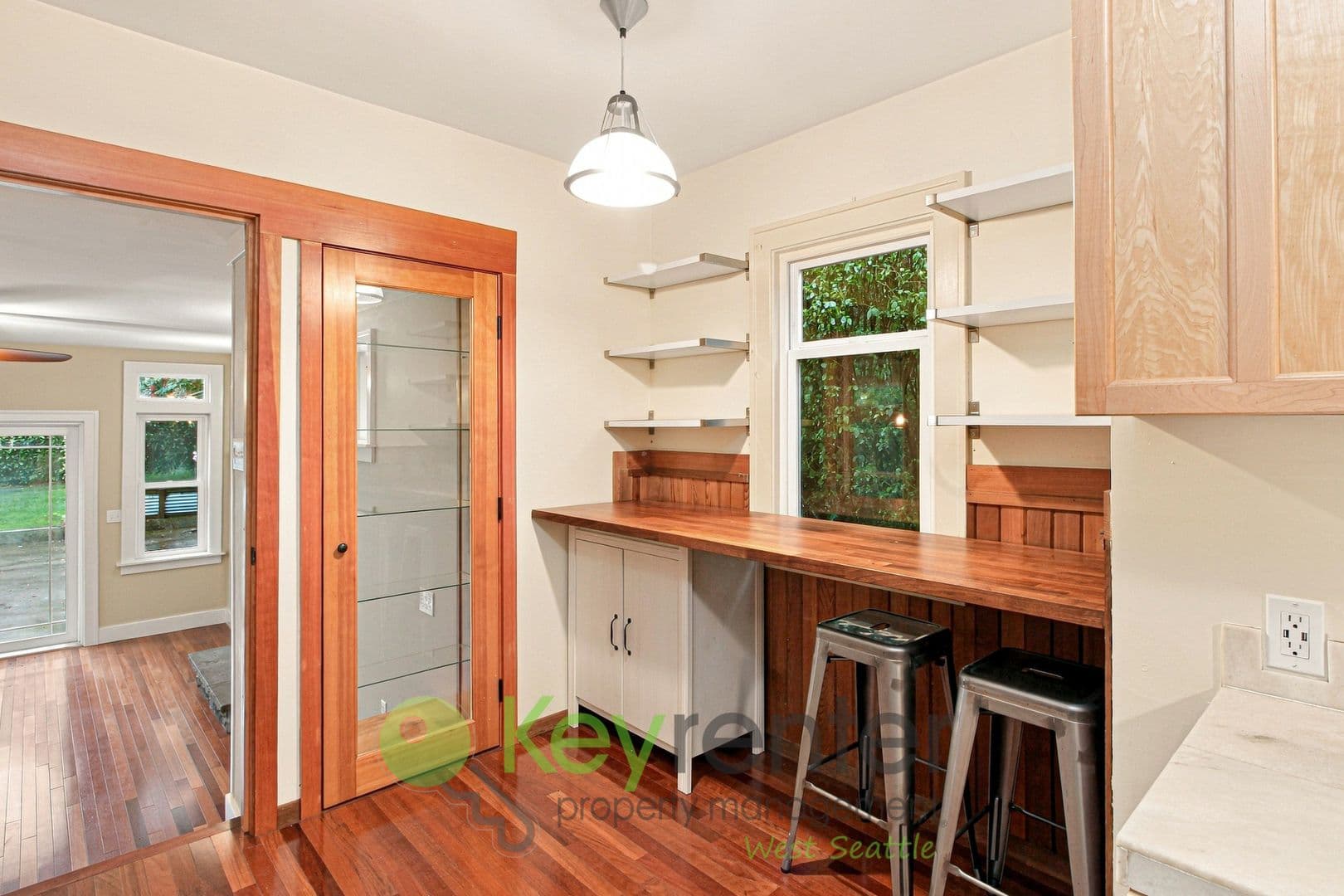 Seattle House: 9844 42nd Ave SW