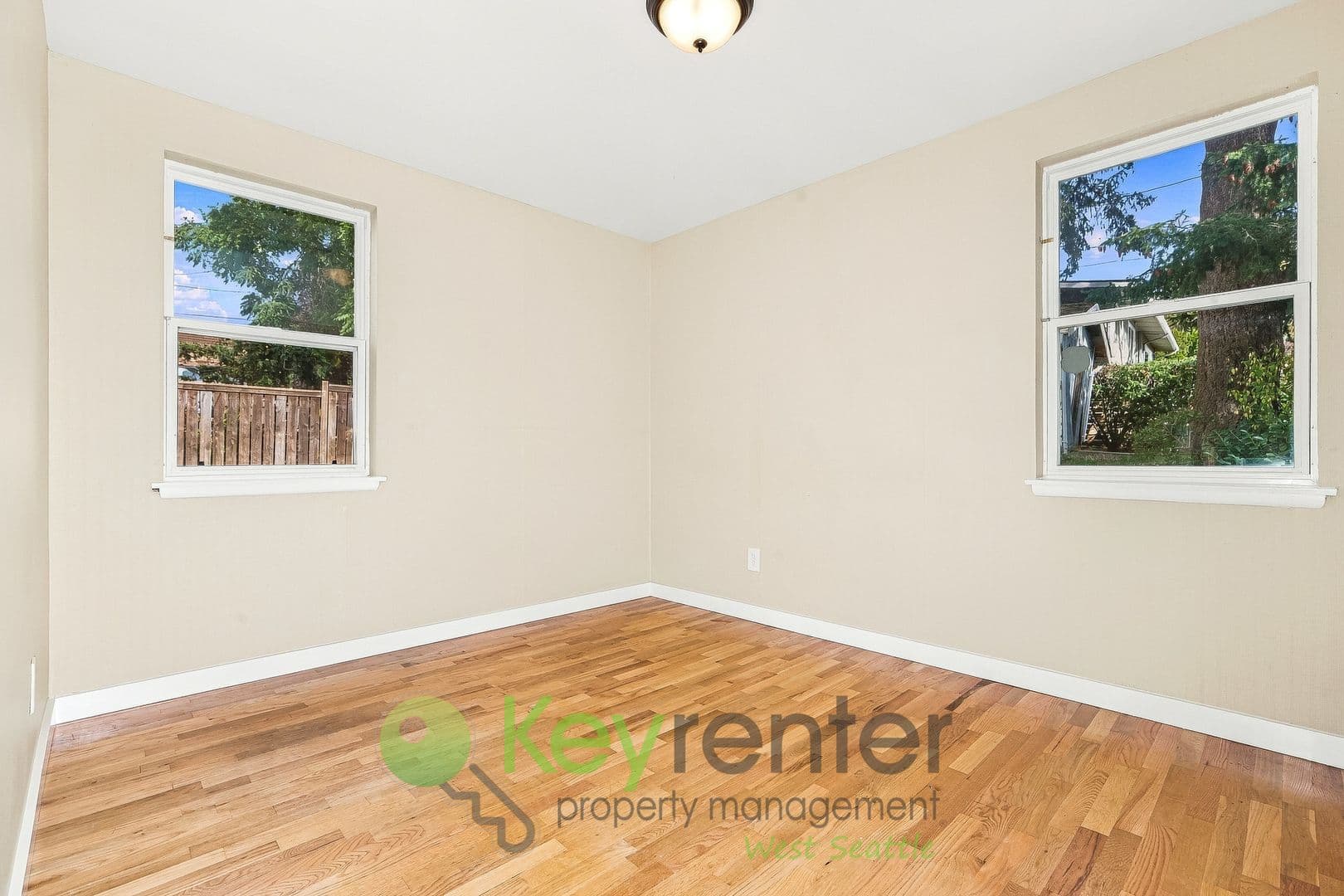 Burien House: 11460 21st Ave SW