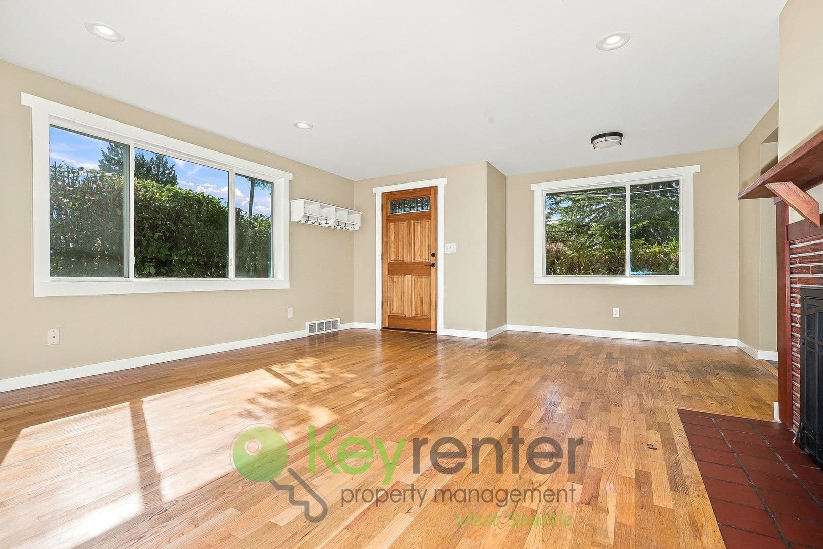 Burien House: 11460 21st Ave SW