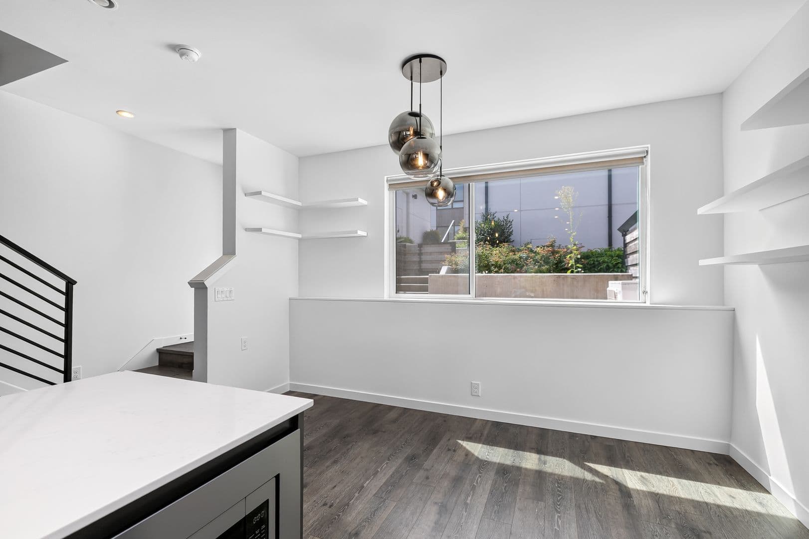 Seattle Townhome: 3819 S Cloverdale St