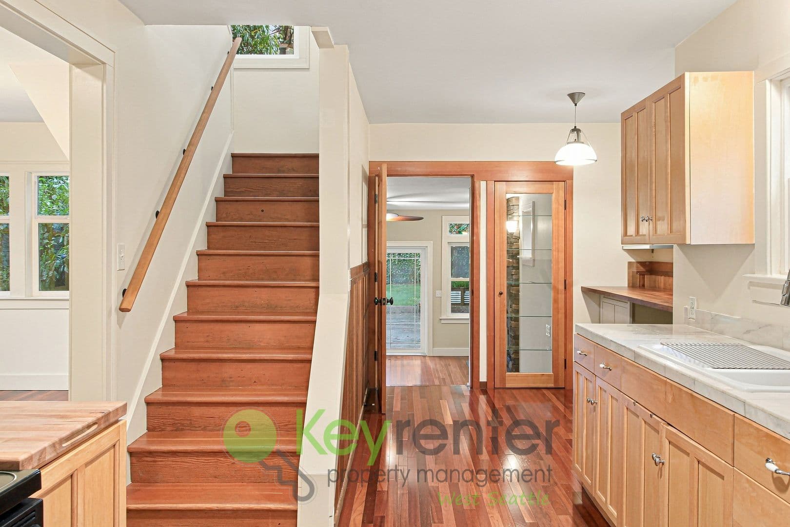 Seattle House: 9844 42nd Ave SW