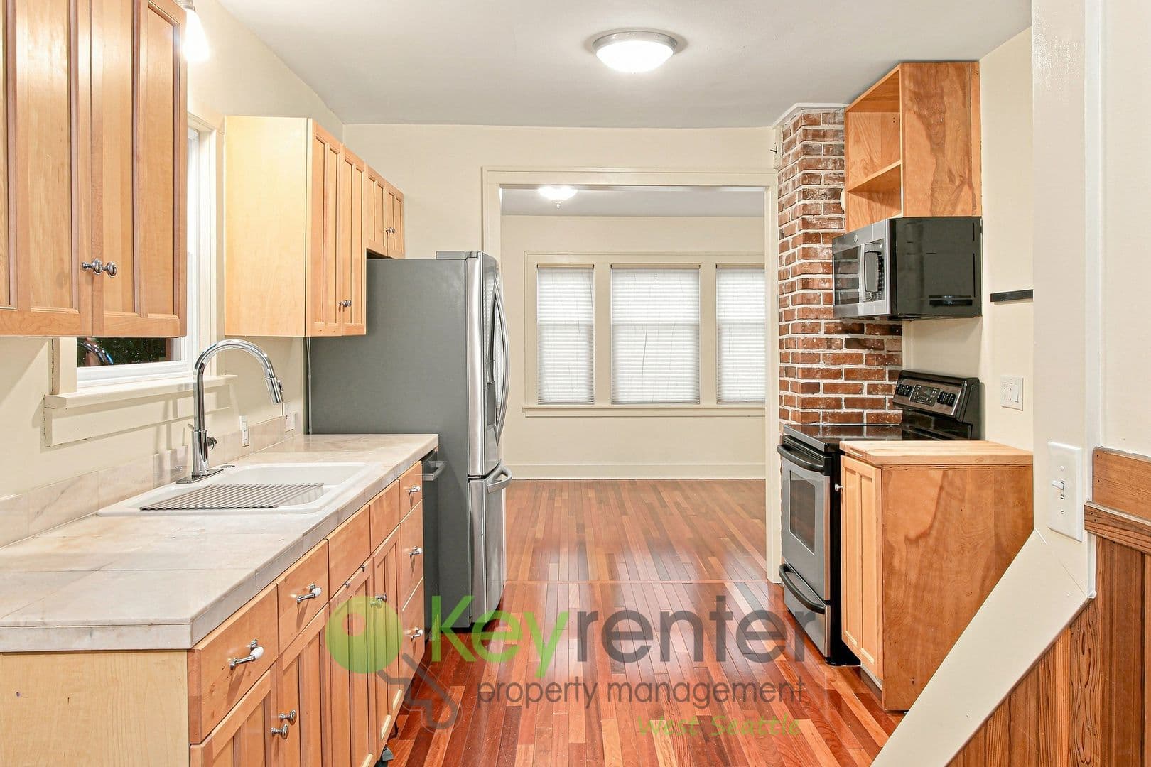 Seattle House: 9844 42nd Ave SW