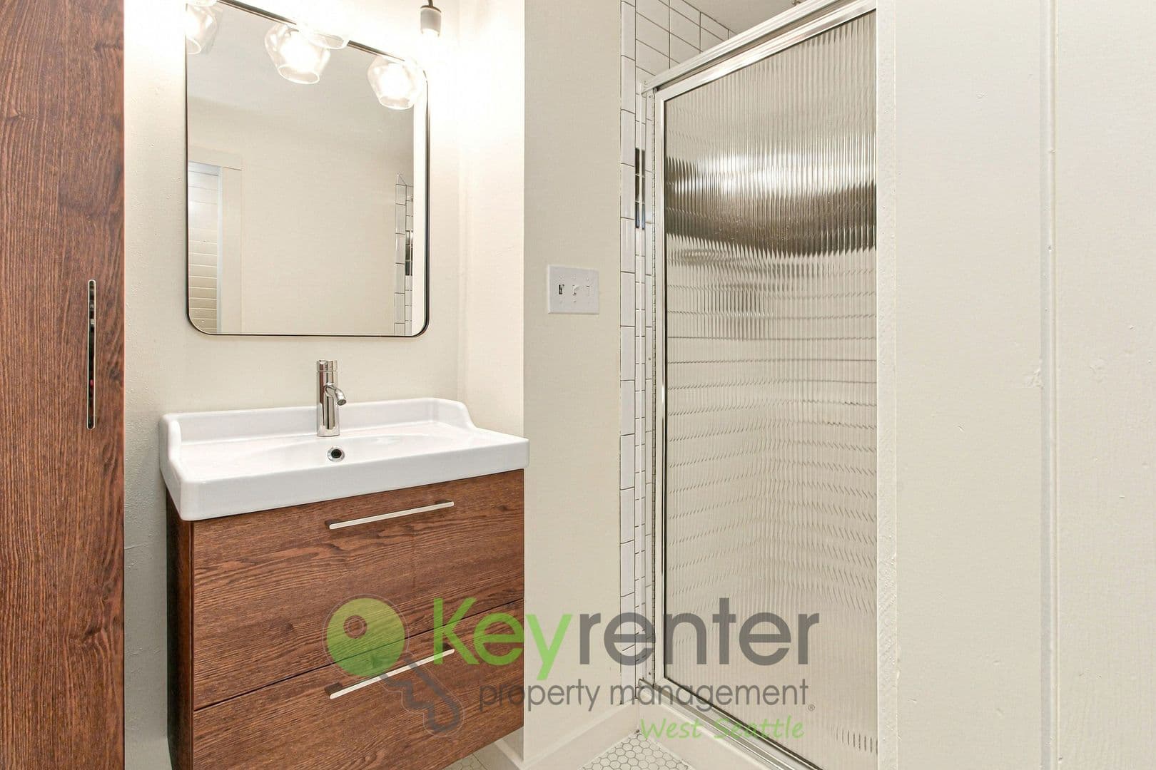 Seattle House: 9844 42nd Ave SW